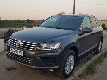 Авто Volkswagen Touareg 2015 № 7581192