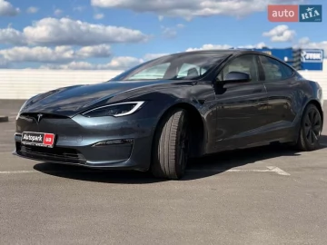 Авто Tesla Model S 2022 № 7581204