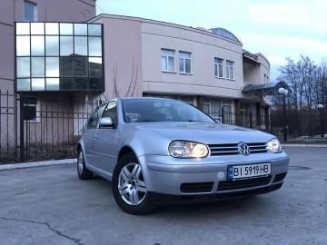 Авто Volkswagen Golf 2002 № 7581267