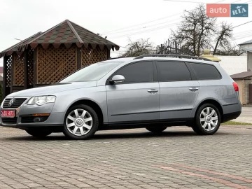 Авто Volkswagen Passat 2010 № 7581297
