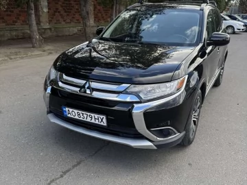 Авто Mitsubishi Outlander 2017 № 7581376