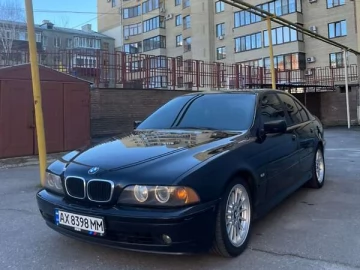 Авто BMW 5 Series 2002 № 7581553