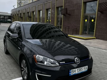 Авто Volkswagen E-Golf 2016 № 7581624