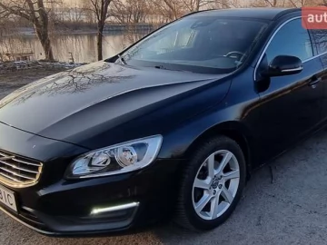 Авто Volvo V60 2014 № 7581661