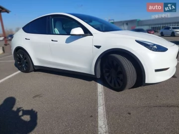 Авто Tesla Model Y 2021 № 7581756