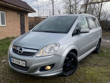 Авто Opel Zafira 2010 № 7581838