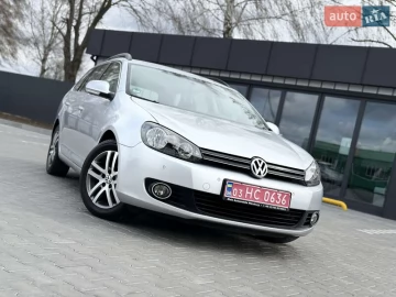 Авто Volkswagen Golf 2010 № 7581904
