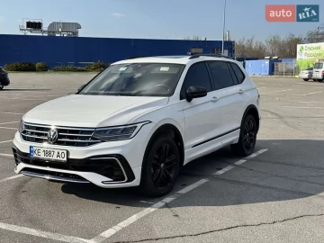 Авто Volkswagen Tiguan 2021 № 7582080