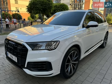 Авто Audi Q7 2020 № 7582107