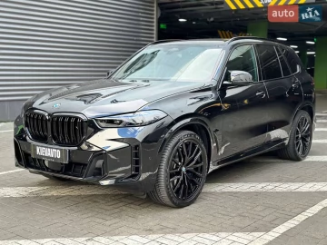 Авто BMW X5 2023 № 7582114