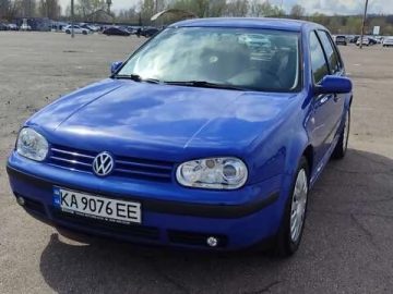 Авто Volkswagen Golf 2000 № 7582163