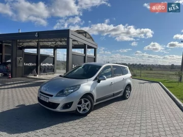 Авто Renault Megane Scenic 2010 № 7582235