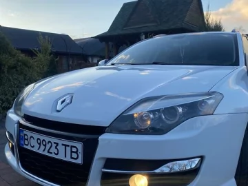 Авто Renault Laguna 2012 № 7582292