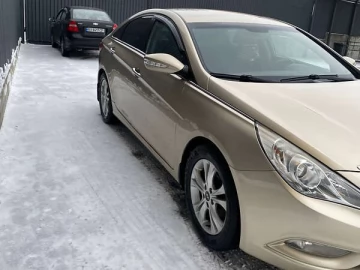 Авто Hyundai Sonata 2010 № 7582300