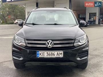 Авто Volkswagen Tiguan 2017 № 7582402