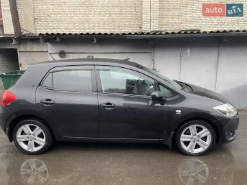 Авто Toyota Auris 2007 № 7582624