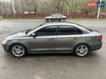 Авто Volkswagen Jetta 2014 № 7582648