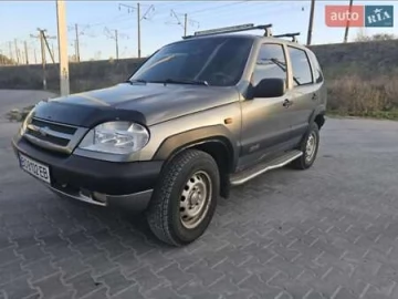 Авто Chevrolet Niva 2004 № 7582835