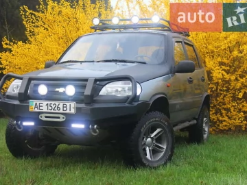Авто Chevrolet Niva 2006 № 7582869