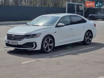 Авто Volkswagen Passat 2020 № 7582996