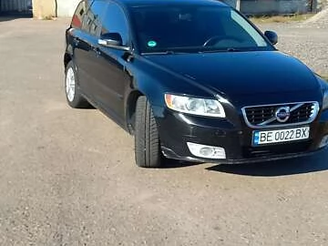 Авто Volvo V50 2011 № 7583003