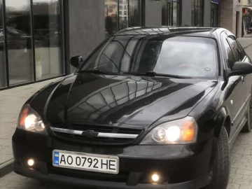 Авто Chevrolet Evanda 2005 № 7583039