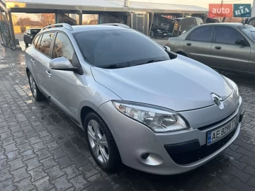 Авто Renault Megane 2010 № 7583193