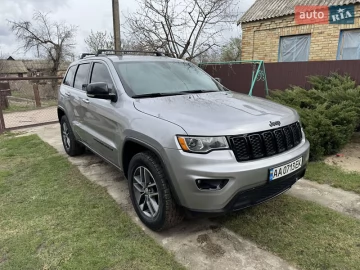 Авто Jeep Grand Cherokee 2017 № 7583333