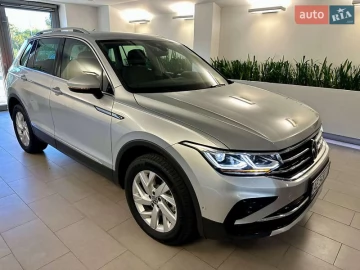 Авто Volkswagen Tiguan 2022 № 7583647
