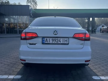 Авто Volkswagen Jetta 2015 № 7583728