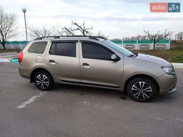 Авто Renault Logan Mcv 2015 № 7583850