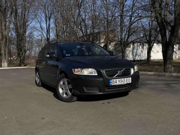 Авто Volvo V50 2009 № 7584085