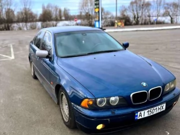 Авто BMW 5 Series 2001 № 7584285