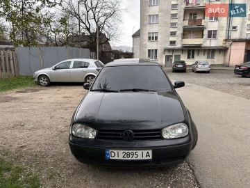 Авто Volkswagen Golf 2000 № 7584493