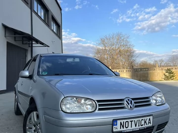 Авто Volkswagen Golf 2001 № 7584517