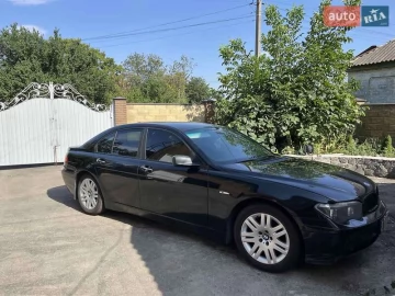 Авто BMW 7 Series 2003 № 7584585