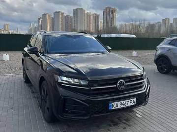 Авто Volkswagen Touareg 2025 № 7584754