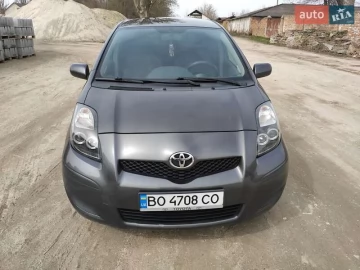 Авто Toyota Yaris 2008 № 7585100