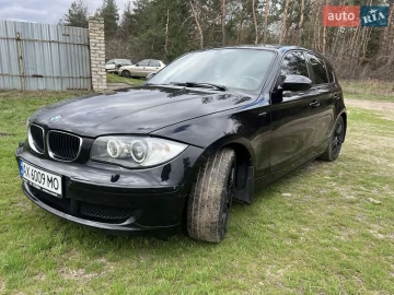 Авто BMW 1 Series 2004 № 7585126