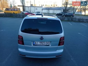 Авто Volkswagen Touran 2008 № 7585146