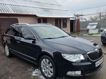 Авто Skoda Superb 2010 № 7585180