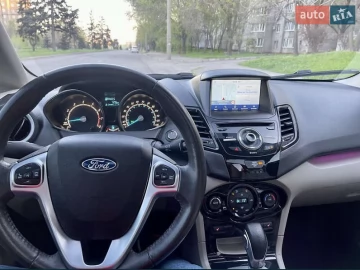 Авто Ford Fiesta 2015 № 7585381