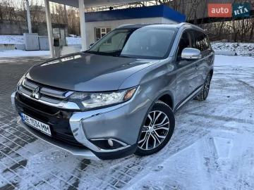 Авто Mitsubishi Outlander 2015 № 7585602