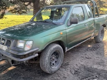 Авто Nissan King Cab 2002 № 7585855
