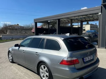 Авто BMW 5 Series 2004 № 7585858