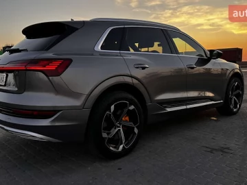 Авто Audi E-Tron 2019 № 7586004
