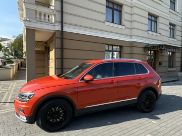 Авто Volkswagen Tiguan 2017 № 7586008