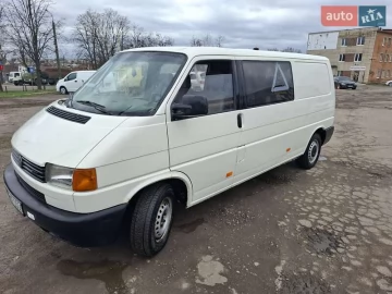 Авто Volkswagen Transporter 2000 № 7586047