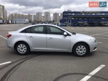 Авто Chevrolet Cruze 2012 № 7586094