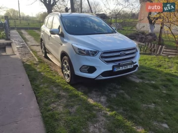 Авто Ford Kuga 2018 № 7586150